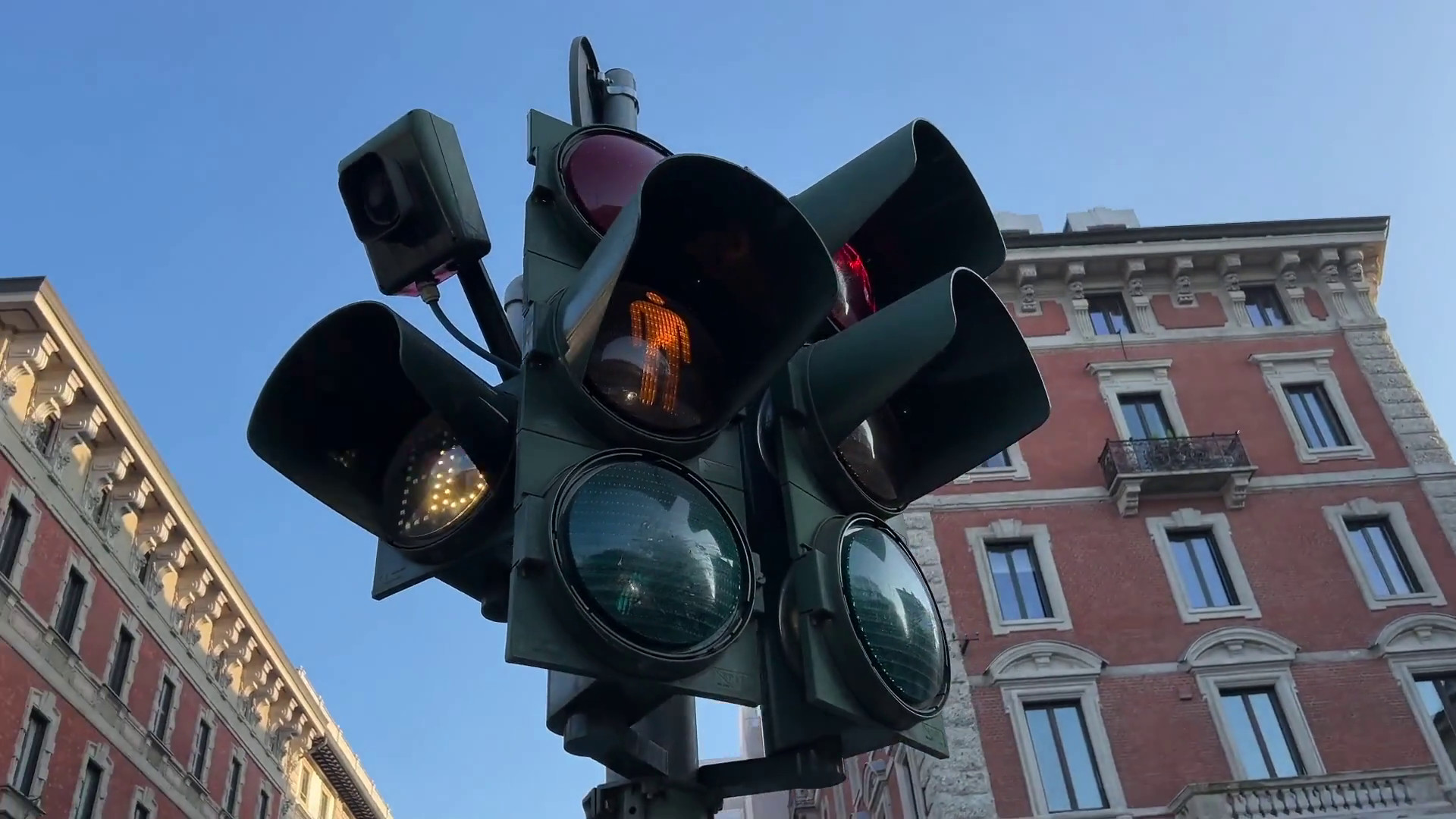 Arrivano anche in Europa gli autovelox "intelligenti"