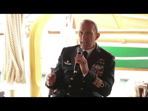 Marina Militare nastro rosa tour