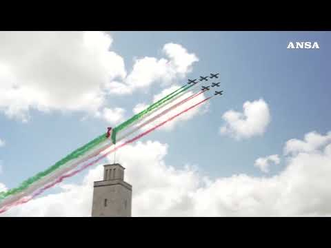 Internazionali: Frecce Tricolori e omaggio a Pietrangeli al Foro#ansa #news