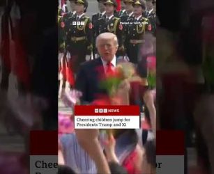 Cheering children welcome Trump to Beijing #BBCNews