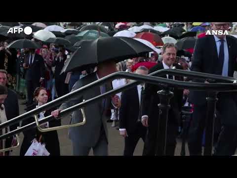 Garden party con dj set a Buckingham Palace, alla consolle c'e' Re Carlo #ansa #news