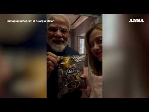 Meloni posta video con Modi e le caramelle "Melody" #ansa #news