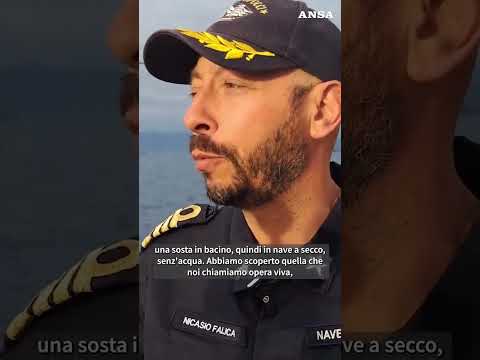 Dopo dieci mesi di manutenzione, il Vespucci lascia La Spezia #ansa #news