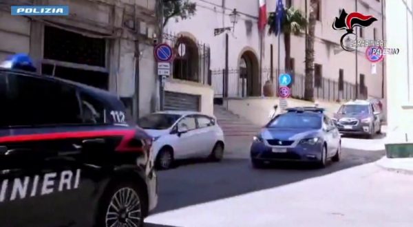 Smantellata banda di rapinatori e ladri a Palermo, 7 misure cautelari