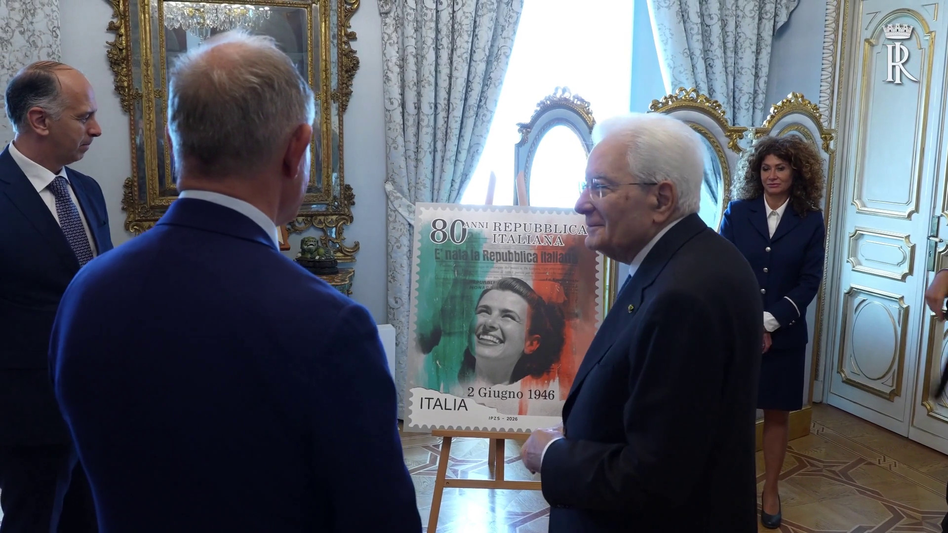 Presentato a Mattarella il francobollo per l'80&deg; anniversario della Repubblica
