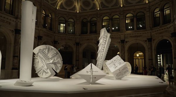 Milano, le opere di Arnaldo Pomodoro alle Gallerie d’Italia