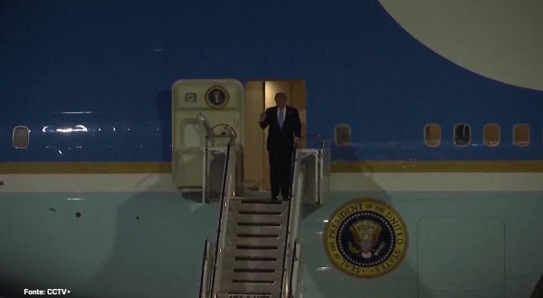 Cina, il presidente Usa Donald Trump arrivato a Pechino
