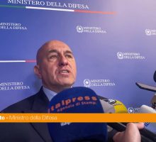 Nasce la nuova app per la Difesa, Crosetto "Trasparenza, onest&agrave; e pulizia"