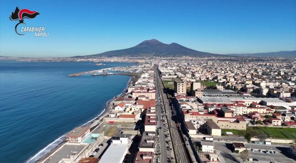 Castellammare, 14enne in difficoltà emotiva al telefono: carabiniere lo salva
