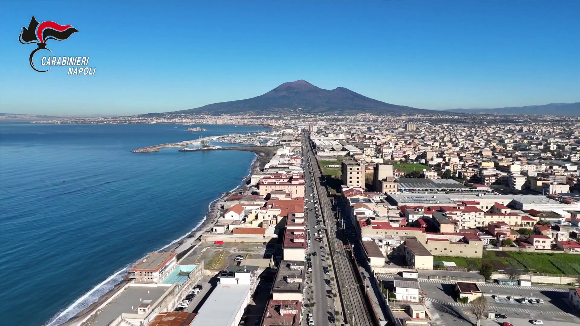 Castellammare, 14enne in difficolt&agrave; emotiva al telefono: carabiniere lo salva