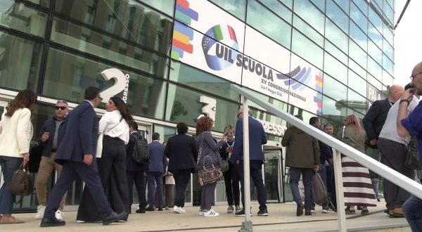 Congresso Uil Scuola, al centro contratti stabili, parità salariale e sicurezza