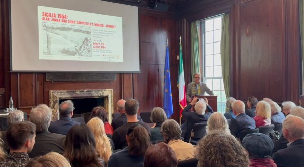 La Sicilia del 1954 rivive a New York tra musica e memoria