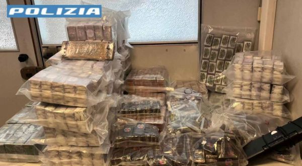 Maxi sequestro da 190 kg di droga nel milanese, due arresti