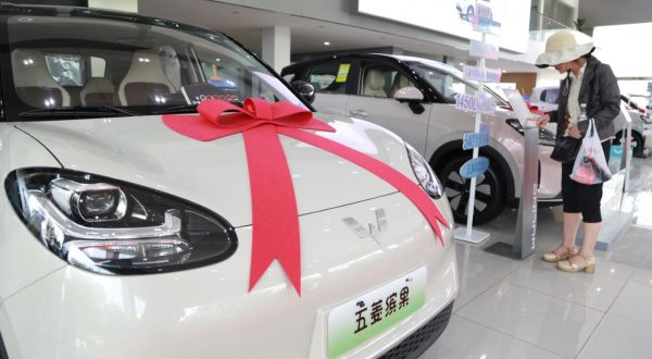 Cina, esportazioni di auto a nuova energia più che raddoppiate a maggio