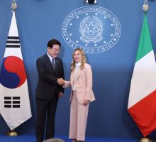 Italia-Corea del Sud, Meloni e Lee Jae Myung &ldquo;Impegno per Indopacifico e Hormuz&rdquo;