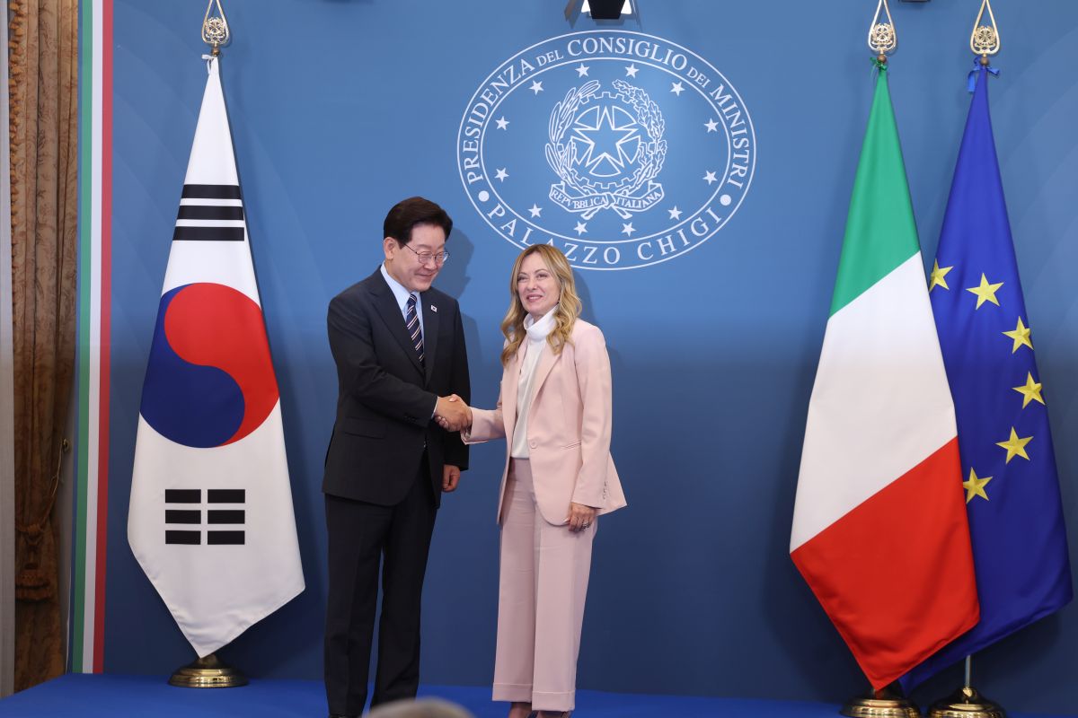 Italia-Corea del Sud, Meloni e Lee Jae Myung &ldquo;Impegno per Indopacifico e Hormuz&rdquo;