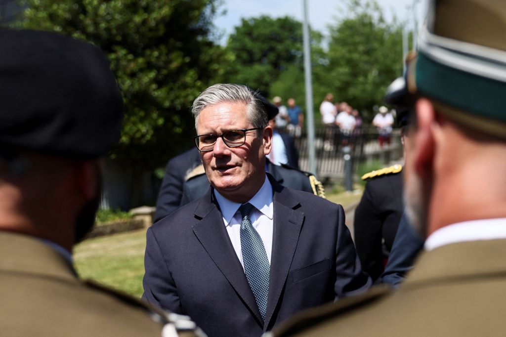 Starmer &ldquo;Intercettata petroliera della flotta ombra russa nella Manica&rdquo;