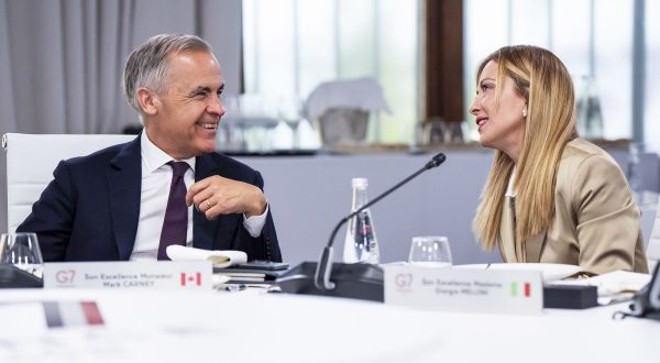 G7, Meloni incontra Carney “Lavorare a un accordo quadro Italia-Canada”