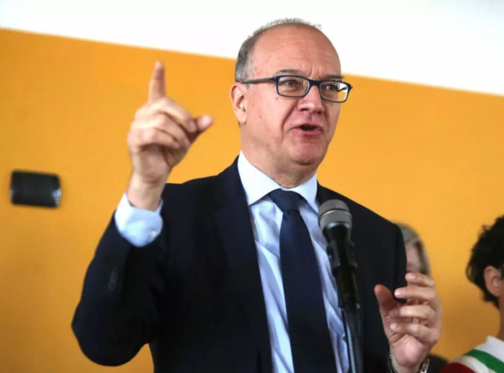 Maturit&agrave;, Valditara &ldquo;Ogni traccia costruita per valorizzare conoscenze solide&rdquo;