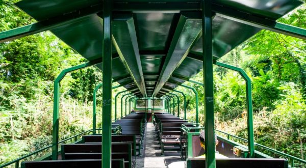 Fondazione FS, debuttano le nuove carrozze panoramiche per il turismo ferroviario