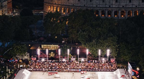 Roma capitale dello skateboarding, spettacolo e trick a Colle Oppio e Ostia