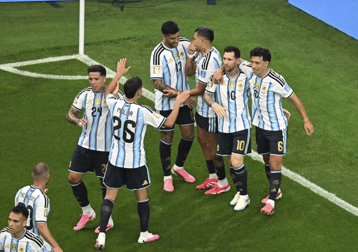 Messi nella storia, l&rsquo;Argentina batte l&rsquo;Austria e va ai sedicesimi