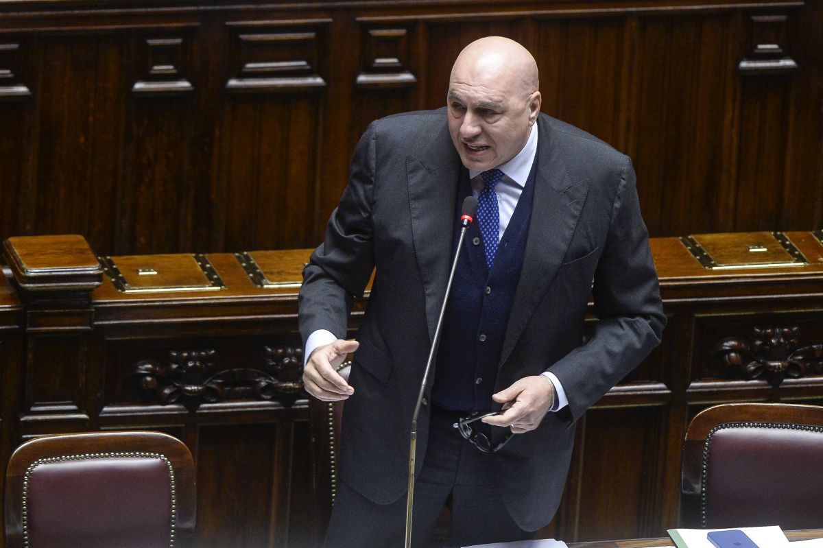 Ministero Difesa &ldquo;Italia rispetta i trattati, Rutte confonde i voli autorizzati&rdquo;