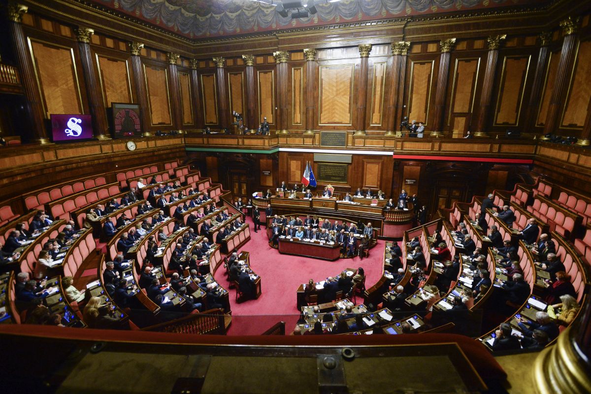 Via libera definitivo al Decreto Lavoro, Meloni &ldquo;Manteniamo gli impegni&rdquo;
