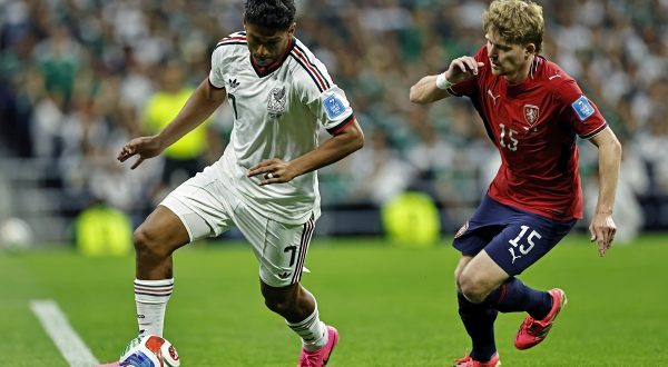 Messico perfetto, 3-0 alla Repubblica Ceca e punteggio pieno