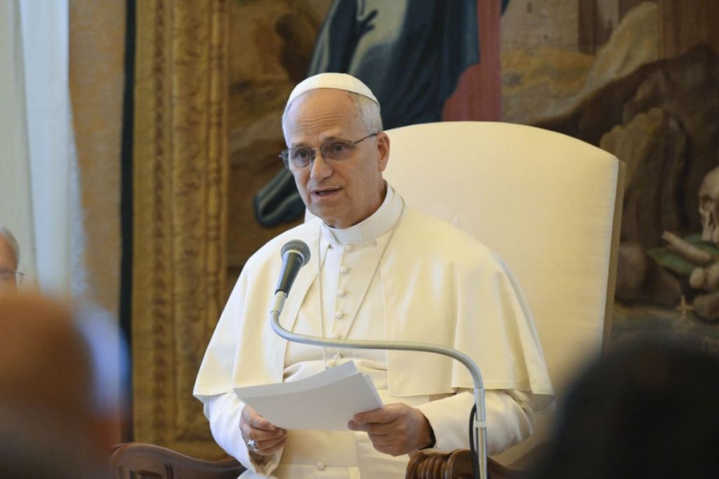 Papa &ldquo;Guerra mai benedetta da Dio, risolvere conflitti da umani e non da bestie&rdquo;