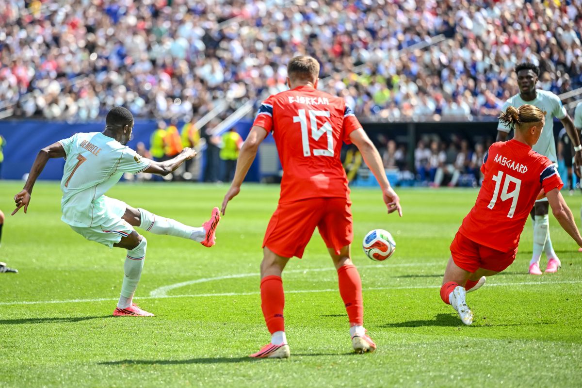 Show Dembel&egrave; contro una Norvegia rimaneggiata, Francia prima nel girone