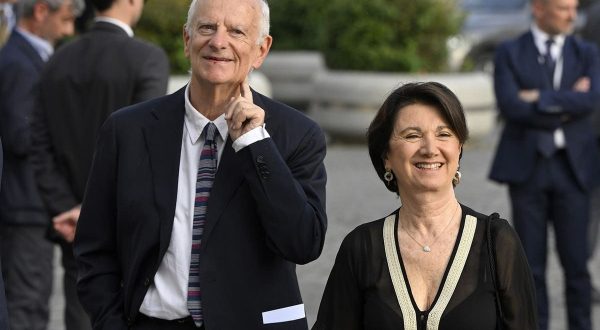 Continuano le ricerche del marito della ministra Roccella disperso nelle acque del lago di Vico