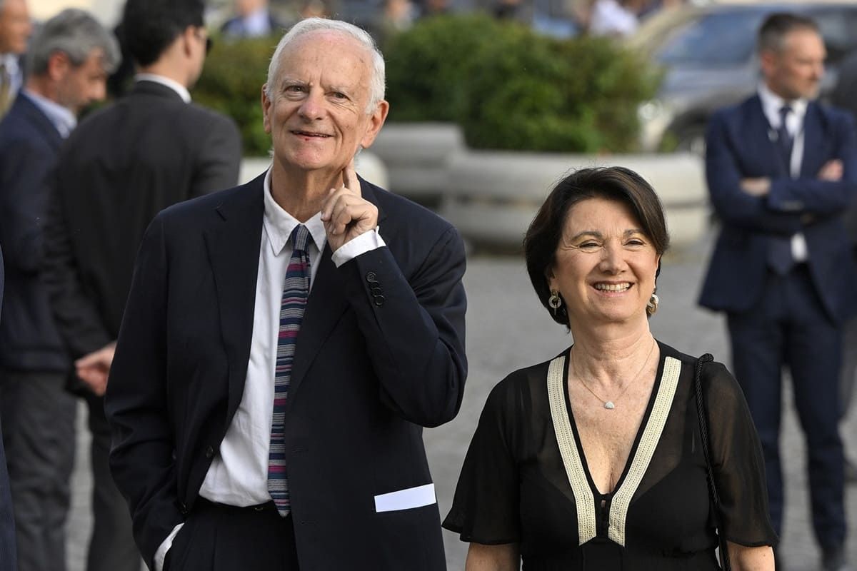 Continuano le ricerche del marito della ministra Roccella disperso nelle acque del lago di Vico