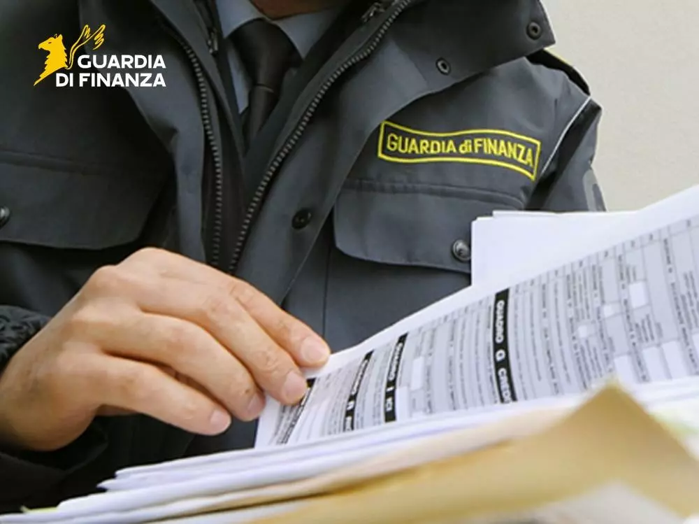Frode fiscale e autoriciclaggio, sequestri per oltre 1,4 milioni a un imprenditore di Catania