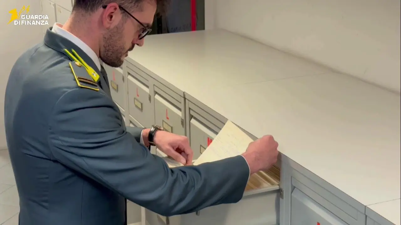 Assenteisti al Comune e alla Reset di Palermo: 14 indagati. Lagalla &ldquo;Prenderemo provvedimenti&rdquo;
