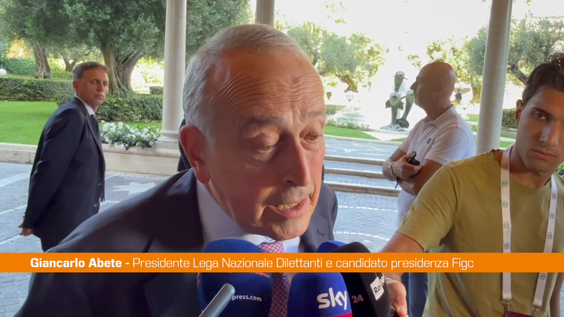 Elezioni Figc, Abete "Non assumersi responsabilit&agrave; non fa bene al calcio"