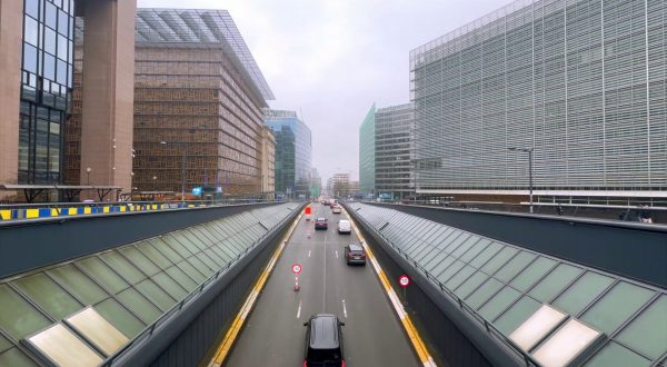 Ue, la Commissione vara un pacchetto di semplificazioni fiscali