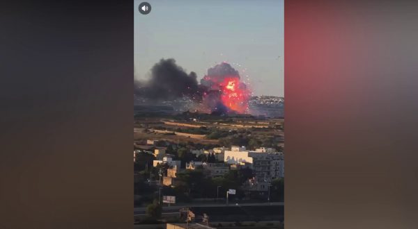 Malta, tre esplosioni in una fabbrica di fuochi d’artificio: nessun ferito