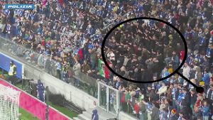 Disordini a Bergamo, avvisi di garanzia e perquisizioni per 7 Ultras Italia