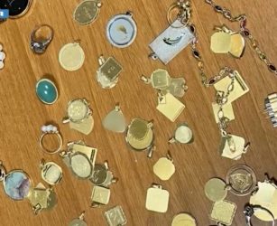 Truffe ad anziani in tutta Italia, sei arresti nel Napoletano