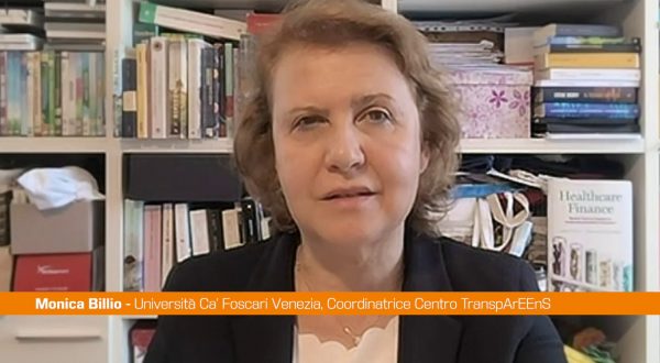 Intelligenza artificiale, regole e supervisione umana per governarla