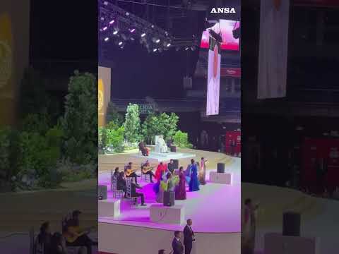 Il flamenco incanta il Papa all’Arena Movistar di Madrid #ansa #news