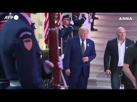 Trump arriva all'UFC Freedom 250 sul prato della Casa Bianca #ansa #news