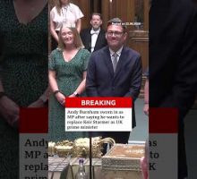 Andy Burnham sworn is as Labour MP for Makerfield. #BBCNews