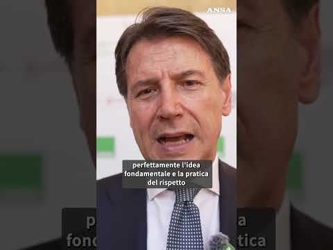 Giuseppe Conte visita la mostra dell&rsquo;Ansa "Le donne della Repubblica" #ledonnedellarepubblica #ansa