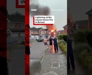 Lightning strike causes house fire in Bristol, UK. #UKHeatwave #Bristol #BBCNews