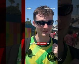 International fans visiting the US for the World Cup react to tipping culture. #BBCNews