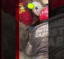 Rescuers cheer as man pulled from rubble after Venezuela earthquakes. #BBCNews