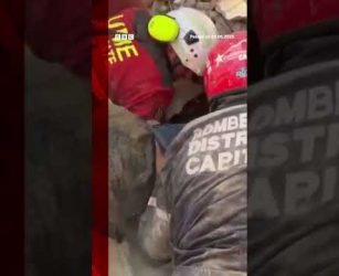 Rescuers cheer as man pulled from rubble after Venezuela earthquakes. #BBCNews