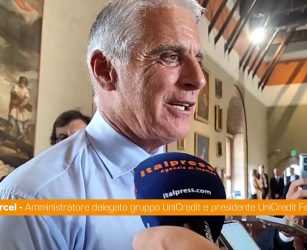 Orcel riceve laurea honoris causa all'UniPa "Credo molto nel ruolo dell'Europa"